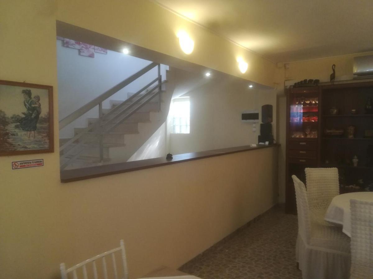 אגיוקמפוס Akrogiali מראה חיצוני תמונה